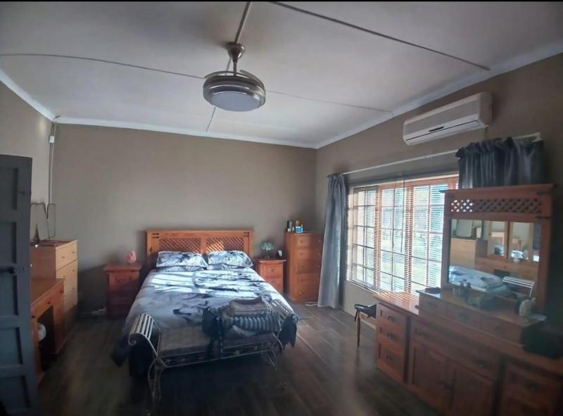 3 Bedroom Property for Sale in Uitenhage Rural Eastern Cape
